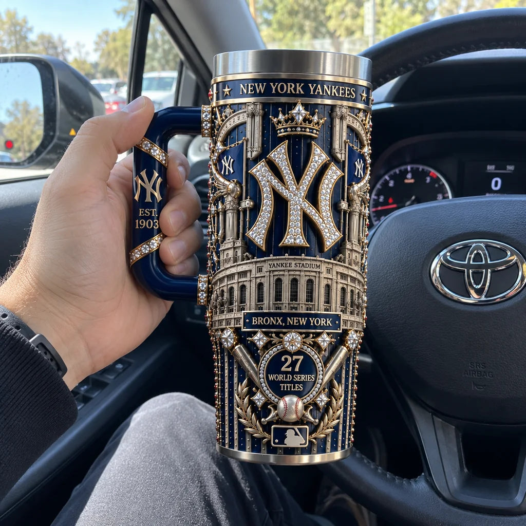 New York Yankees — Pinstripe Crown Edition